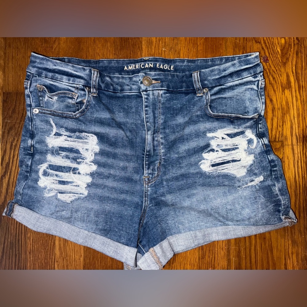 American Eagle Curvy Hi-Rise Shortie